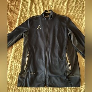 Men’s Medium Navy Nike Jordan Therma-Fit Jump Suit